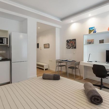 Brand New Apartment In אתונה מראה חיצוני תמונה