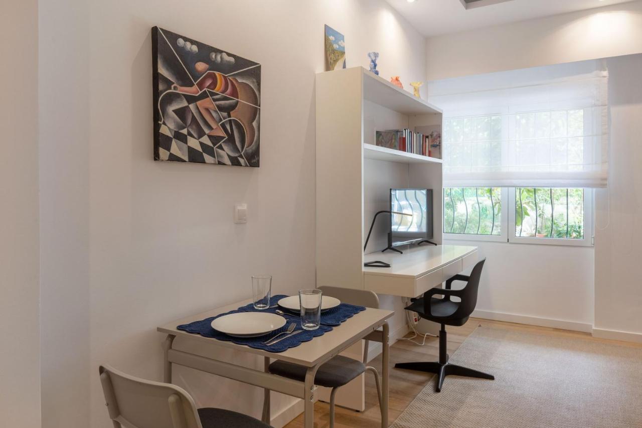 Brand New Apartment In אתונה מראה חיצוני תמונה