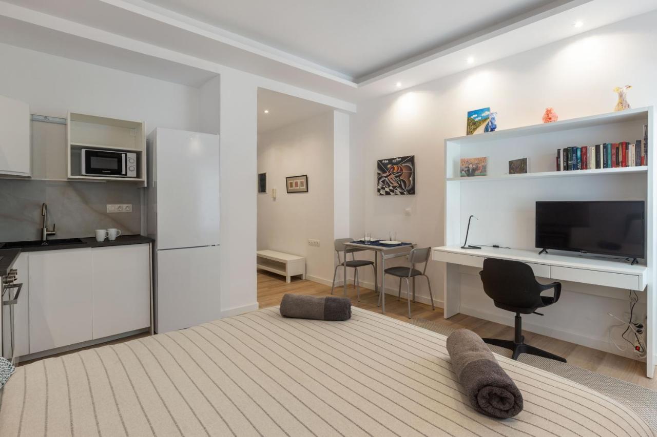 Brand New Apartment In אתונה מראה חיצוני תמונה