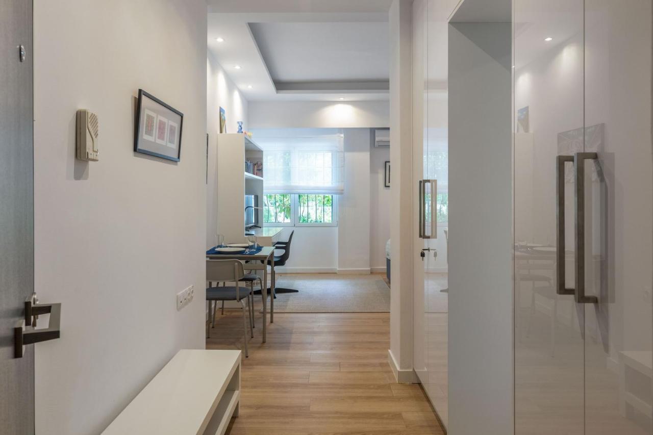 Brand New Apartment In אתונה מראה חיצוני תמונה