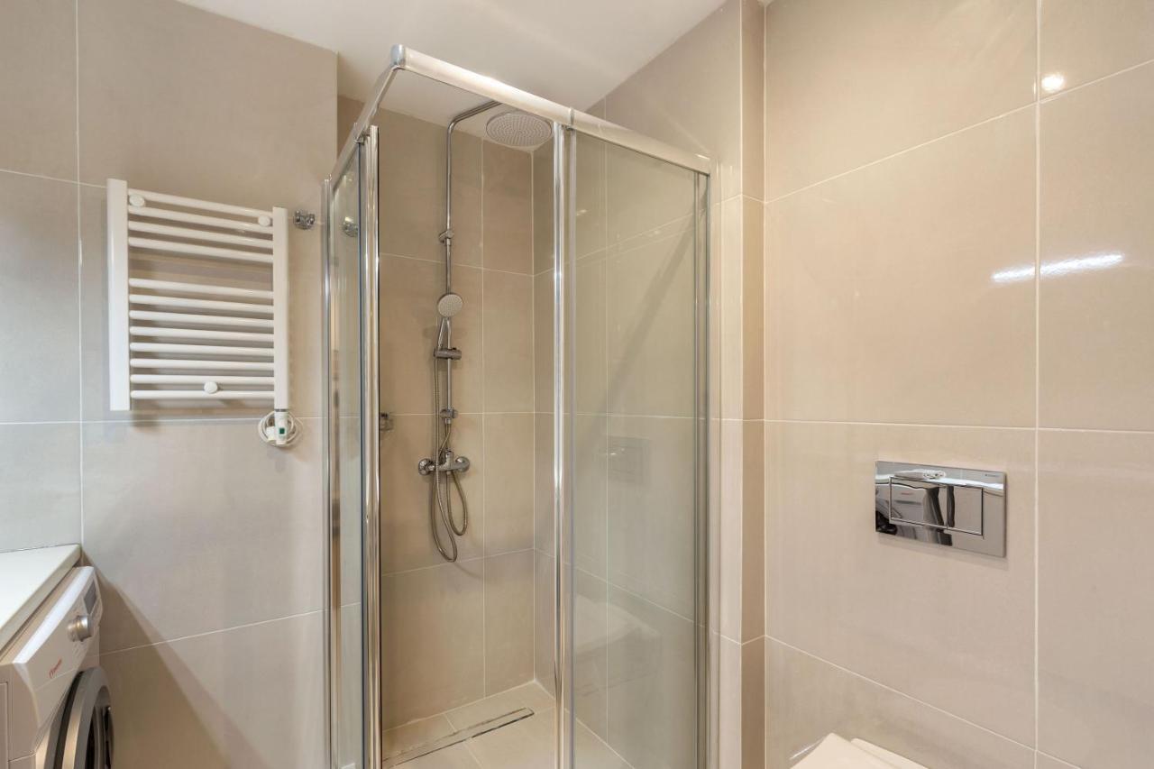 Brand New Apartment In אתונה מראה חיצוני תמונה