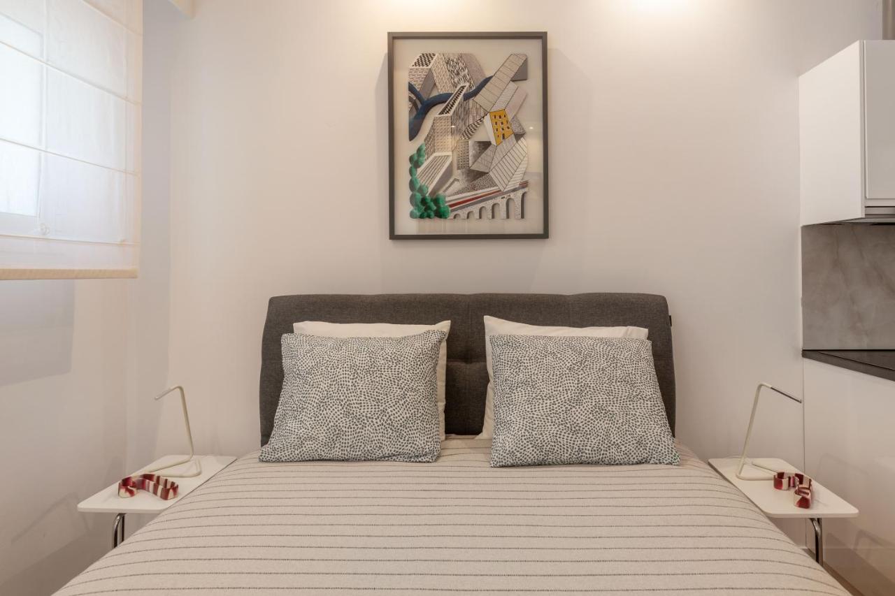 Brand New Apartment In אתונה מראה חיצוני תמונה